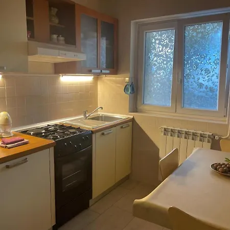 Kalebja Apartment For 6 People For Happy Apartment Novigrad (Istria)